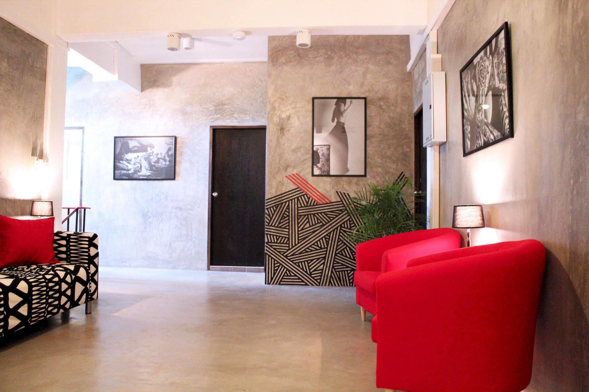 Bed and Breakfast Kama Bangkok Zewnętrze zdjęcie